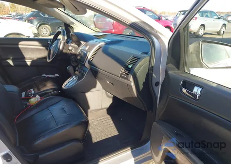 2010 Nissan Sentra 2.0Sl z USA, uszkodzony, nr VIN 3N1AB6AP5AL657980